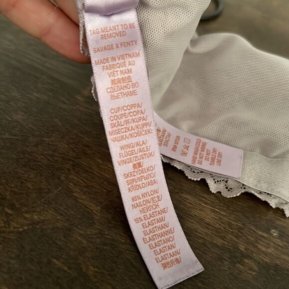 Savage X Fenty Floral Lace Unlined Bra  plus size bra Sz-42DD - Picture 7 of 11